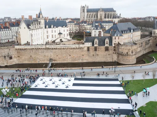 La Bretagne à 5 au menu de la présidentielle 